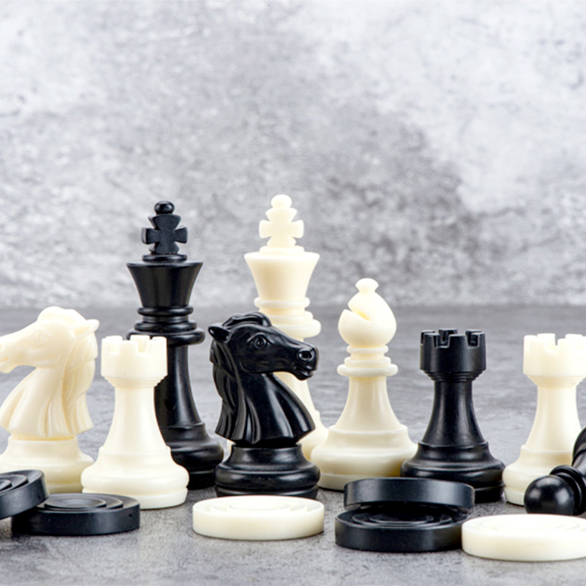 Magnetic Chess Piece 32 Piece Set International Jumping Piece Set Portable Student Standby