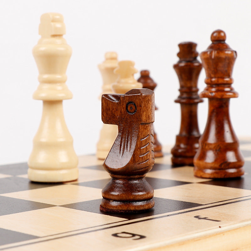 Magnetic chess set folding board board