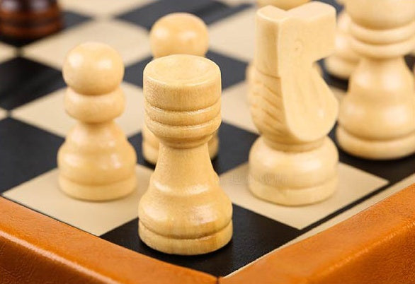 Qin Han Hutong Solid Wood Portable Chess Board